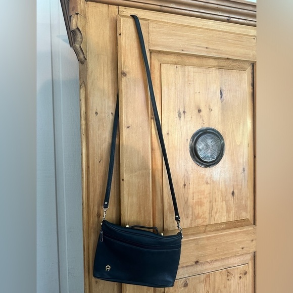 Etienne Aigner Black Leather Crossbody. - Picture 2 of 9